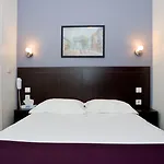 Hotel Du Quai De Seine Paris