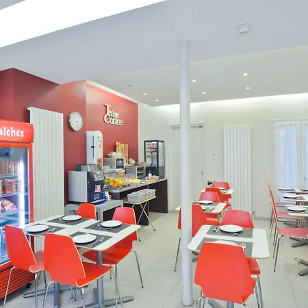 Hotel Du Quai De Seine 2*