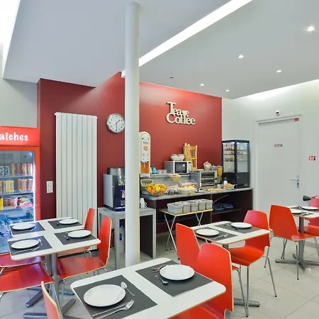 Du Quai De Seine Hotel 2*