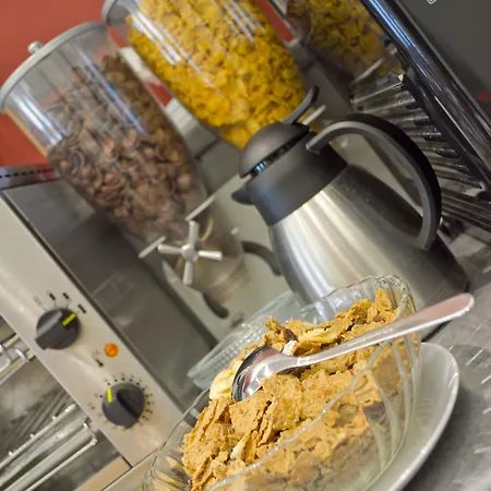 Du Quai De Seine Hotel