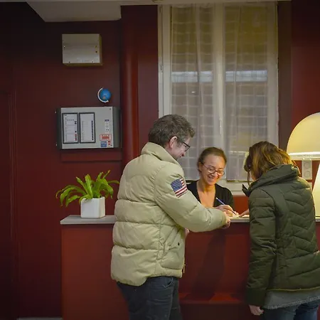 Du Quai De Seine 2* Paris