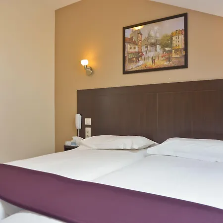 Du Quai De Seine Hotel 2*